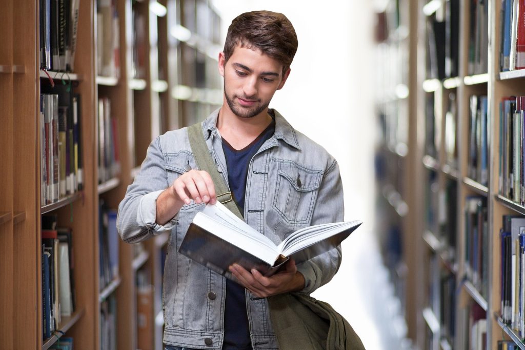 What Are The Advantages Of Getting College Credits In High School?