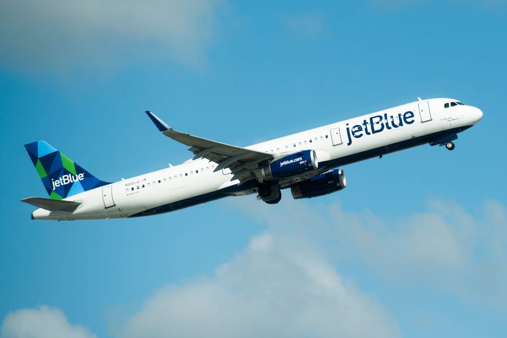 JetBlue Fare finder, JetBlue Flight Deals, JetBlue Airlines Booking,