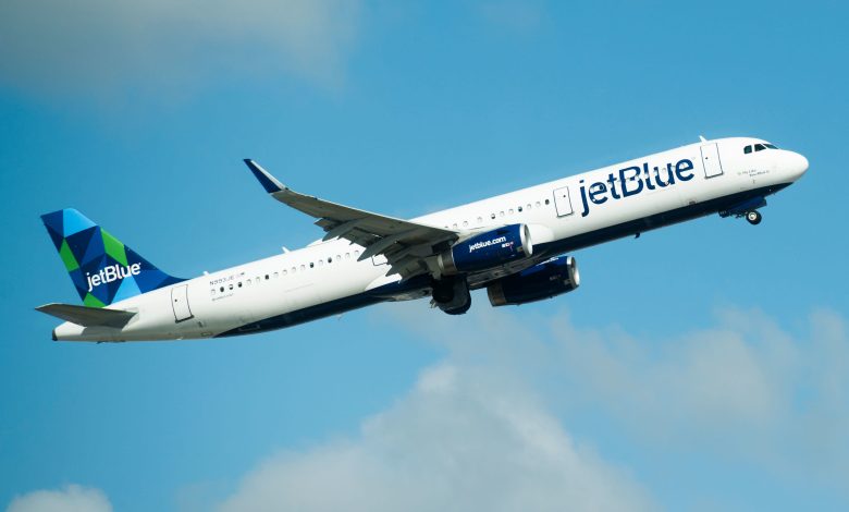 JetBlue Fare finder, JetBlue Flight Deals, JetBlue Airlines Booking,