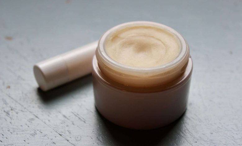 Do-It-Yourself Mango Butter Lip Balm Recipe - Homemade Lip Balm for Lip Care